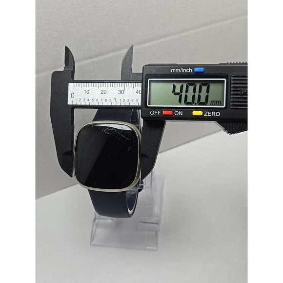 Fitbit Versa 3 FB511 Smartwatch GPS Heart Rate SpO2 Activity Tracker - Read Dis - Picture 6 of 14